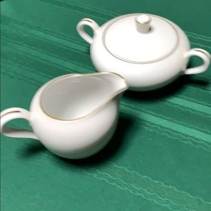 Fine China Roseanne Japan